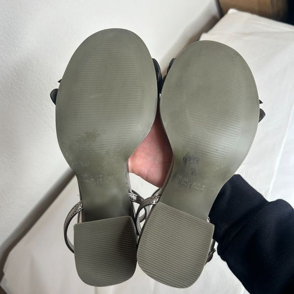 FARM Rio Metallic Silver Heels - Picture 11 of 12